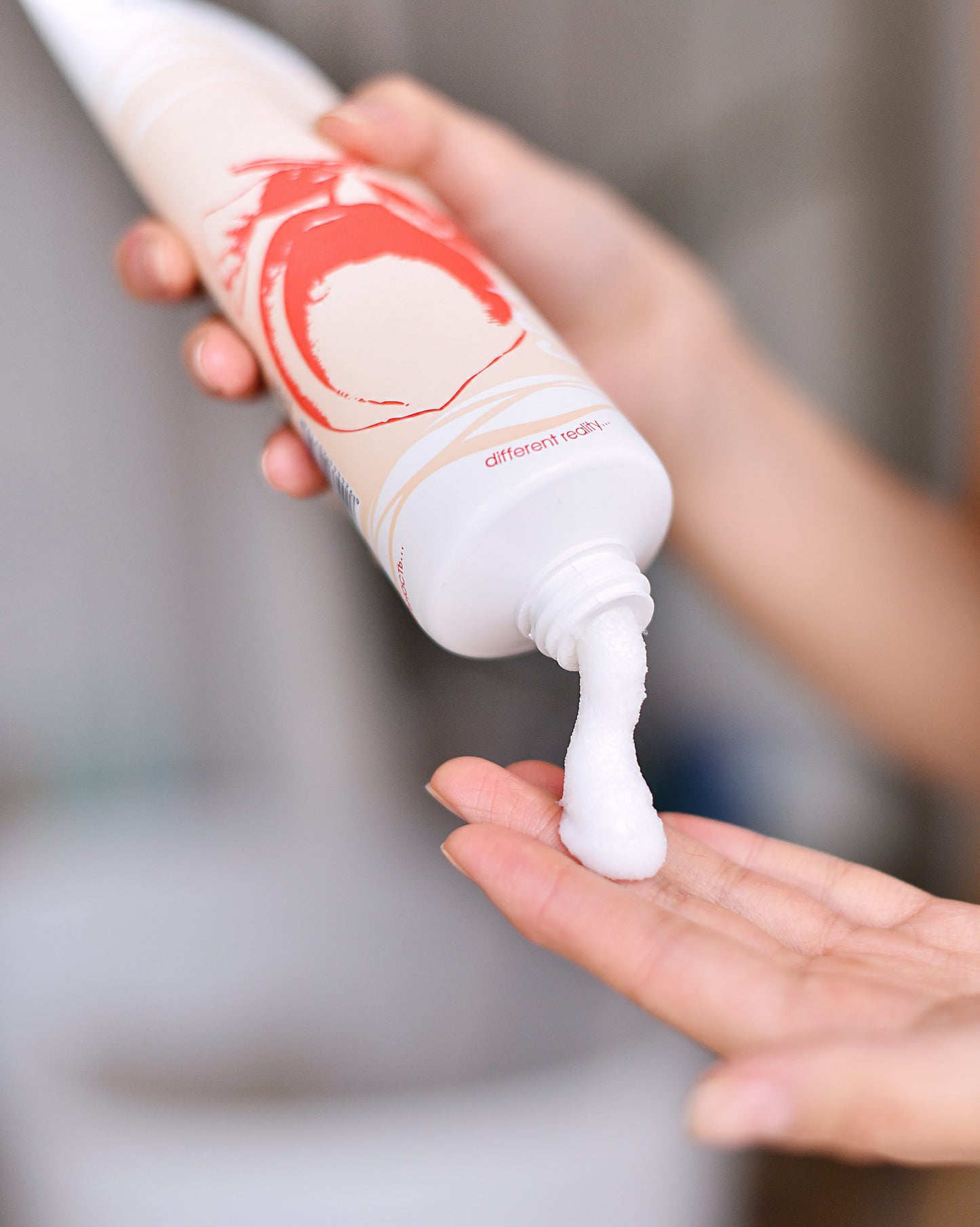 Scrub delicato corpo al miele e pesca