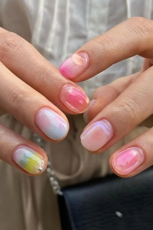 🍬 Jelly Nails: l’effetto gelatina che farà impazzire le tue mani